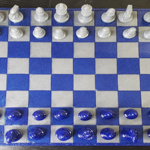 Load image into Gallery viewer, Chess Set &amp; Double 6 Domino&#39;s
